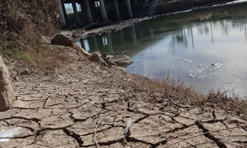 Ξηρασία: Σε ρυάκι έχει μετατραπεί σε κάποια σημεία ο Πηνειός - Απελπισμένοι οι αγρότες με την κατάσταση